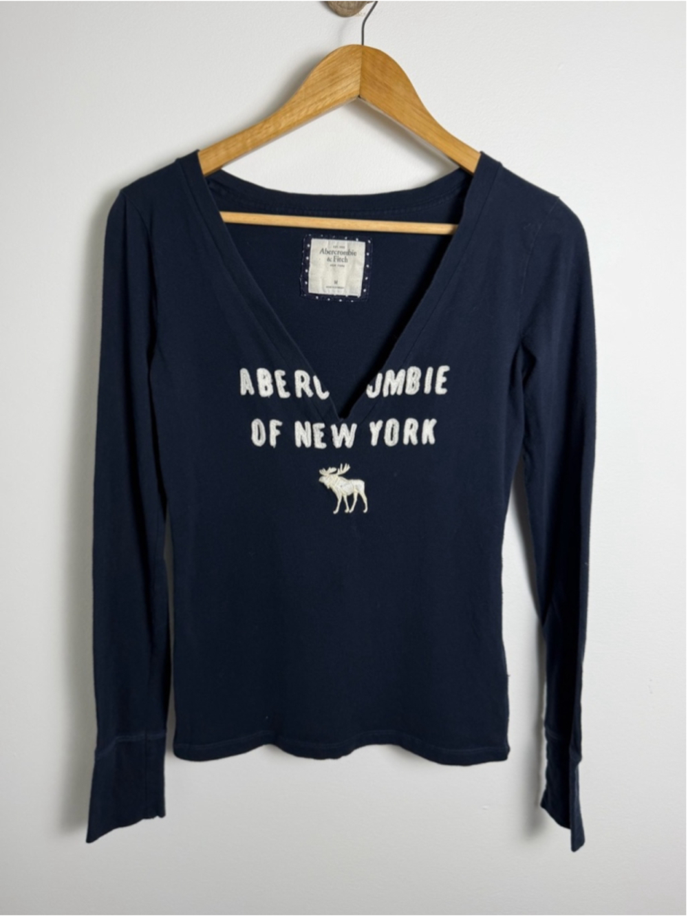 Abercrombie & Fitch Y2K Navy Deep V Moose Logo Long Sleeve M